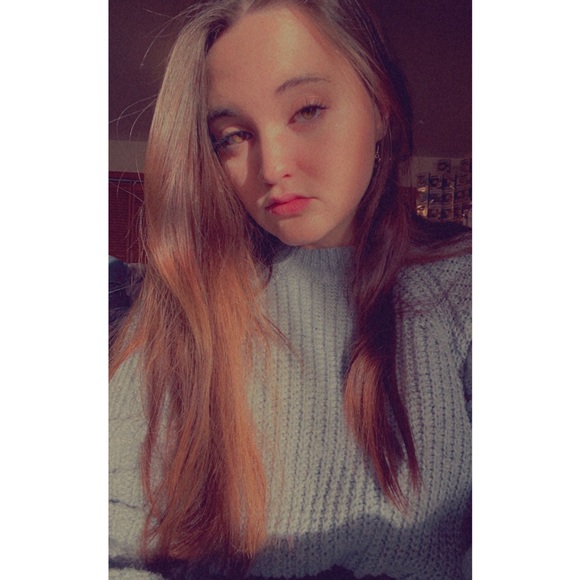 Meet your Posher, Jennifer - Picture 1 of 1